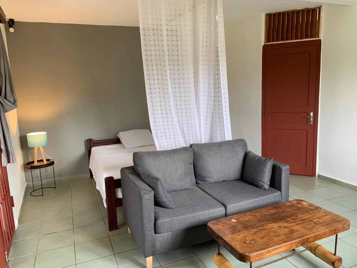 Spacieux Appartement T1 Bis Mamoudzou Hyper Centre ภายนอก รูปภาพ